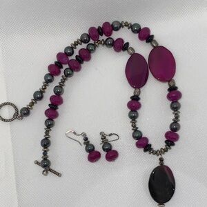 Chic Magenta and Silver Beaded Necklace Set